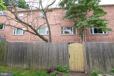 8322 Darlington St unit 463, Springfield, VA 22152 - photo 3