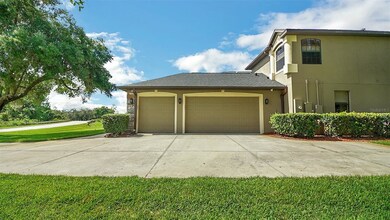 3 Car Garage - Side Entry