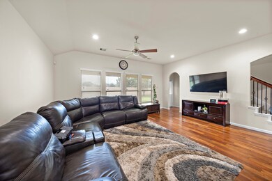 27503 Briscoe Park Ct, Fulshear, TX 77441 - photo 3