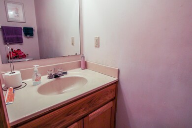 2709 Northwold-4