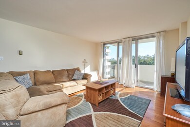 Van Ness East unit 1030, Washington, DC 20008 - photo 2