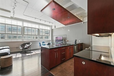 Montgomery Plaza unit 1507, Fort Worth, TX 76107 - photo 3