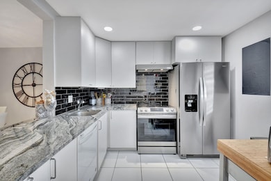 Village Royale on the Green unit 4110, Boynton Beach, FL 33435 - photo 5