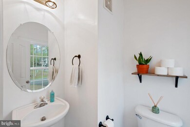 608 Cicero Dr, Ruther Glen, VA 22546 - photo 5