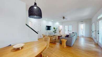 Family Room 6