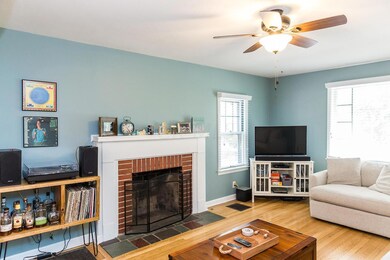 318 E Dunedin LR3