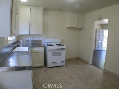 5609 Castana Ave, Lakewood, CA 90712 - photo 5