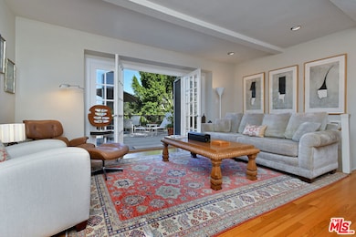 15213 Del Gado Dr, Sherman Oaks, CA 91403 - photo 5