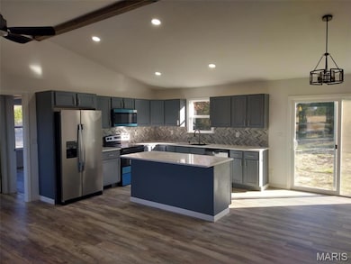 3714 Indigo Bunting Ln, Bismarck, MO 63624 - photo 2