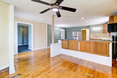 39 Ruggles St unit 1, Franklin, MA 02038 - photo 3