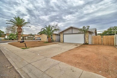 03-Front-of-Home-03