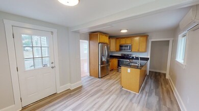 27 York St, Dracut, MA 01826 - photo 7