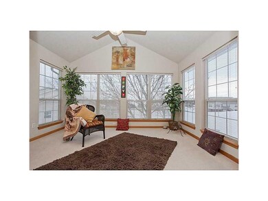 3-Seasons Porch/Room.