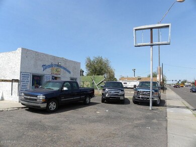 2439 E Mcdowell Rd Phoenix AZ 85008 014