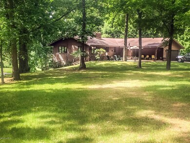 DE Ave home from driveway