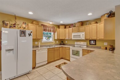 217 Woodland Way Rd, Walhalla, SC 29691 - photo 3