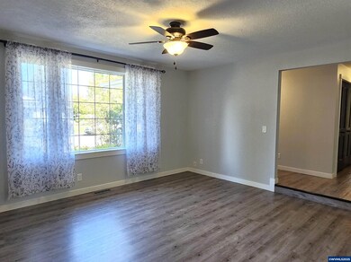 4770 Dalke Ct NE, Salem, OR 97305 - photo 4