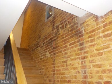 450 Pitman Place, Baltimore, MD 21202 - photo 6