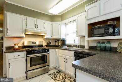 8507 Rugby Rd, Manassas Park, VA 20111 - photo 7