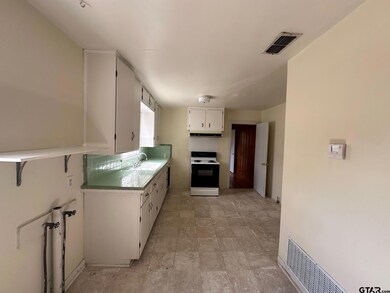 403 Seagle St, Tyler, TX 75701 - photo 4