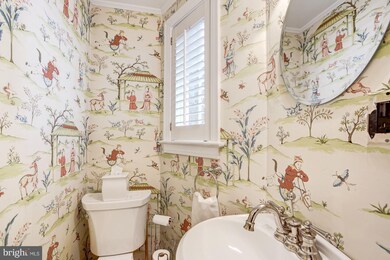 4227 Fordham Rd NW, Washington, DC 20016 - photo 6