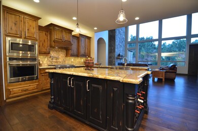 Gourmet Kitchen