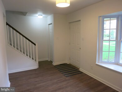 9102 Lambskin Ln, Columbia, MD 21045 - photo 3