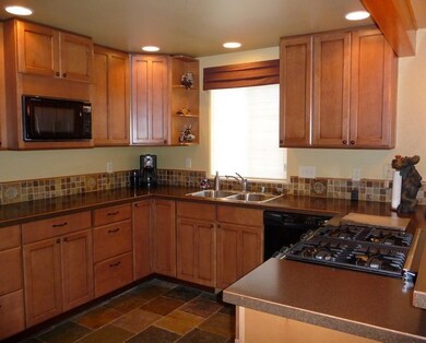 25202 Canyon Crest Way, Chewelah, WA 99109 - photo 3