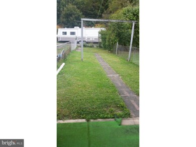 140 N 3rd St, Saint Clair, PA 17970 - photo 5