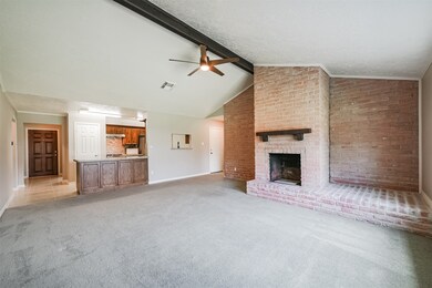 4318 Lucian Ln, Friendswood, TX 77546 - photo 6