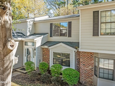 7803 Falcon Rest Cir unit 7803, Raleigh, NC 27615 - photo 3