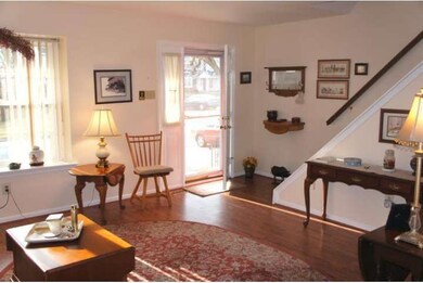 648 Kenney Ln, Brookhaven, PA 19015 - photo 4