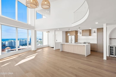 10-web-or-mls-69205860