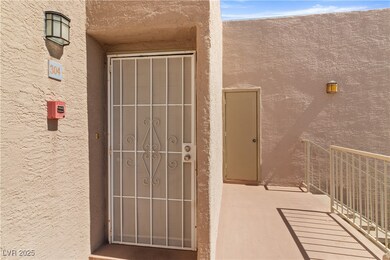 2012 Mesquite Ln unit 304, Laughlin, NV 89029 - photo 4