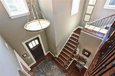 2-Story Foyer