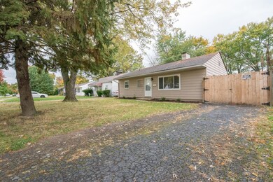 937 S Ashburton Rd, Columbus, OH 43227 - photo 3