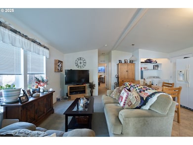 4850 Netarts Hwy W unit 6, Tillamook, OR 97141 - photo 4