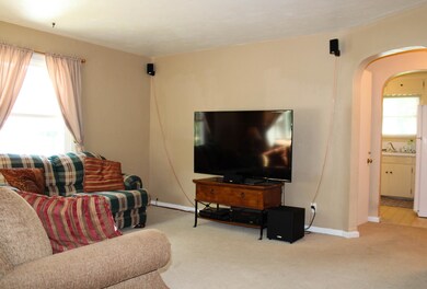 Living room 3