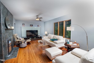 1228 Marshall St, Raleigh, NC 27604 - photo 6