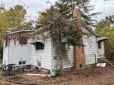 3856 W Old Us 40, West Terre Haute, IN 47885 - photo 2