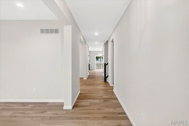 210 Randlin Dr, O Fallon, MO 63367 - photo 2