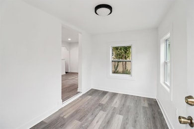 4204 SW 7th St, Des Moines, IA 50315 - photo 3