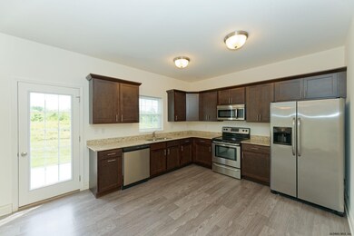 46 Reutter Dr, Selkirk, NY 12158 - photo 3