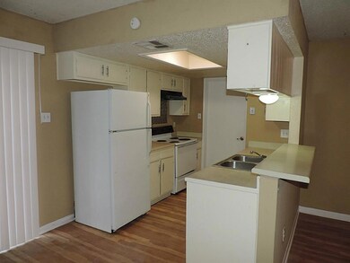 2523 Woodbough Dr, Houston, TX 77038 - photo 4