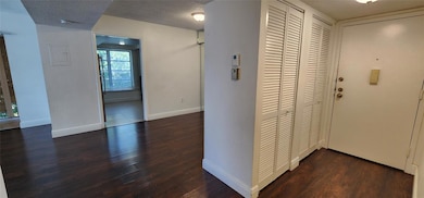 4168 Inverrary Dr unit 401, Lauderhill, FL 33319 - photo 3