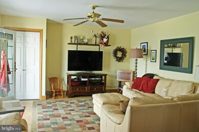 9106 Hinton Ave, Sparrows Point, MD 21219 - photo 2
