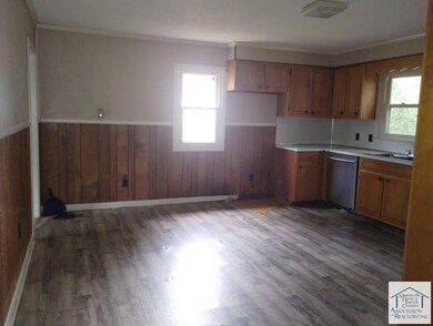 207 10th St, Fieldale, VA 24089 - photo 3