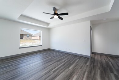 611 N Eagle Park Circle-9