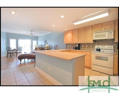Kitchen. Enjoy entertaining at the beach.