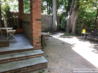 39 Upland Rd unit 1, Somerville, MA 02144 - photo 3